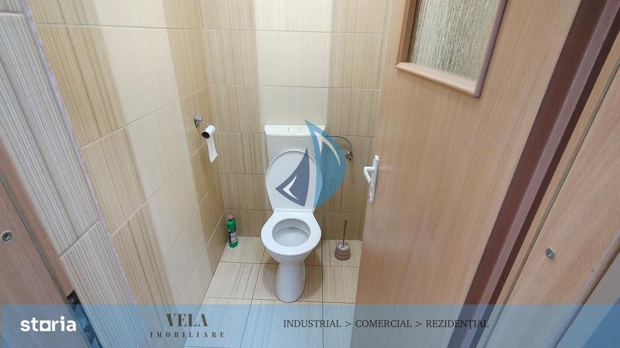 Spațiu comercial, de 64 mp, în Central