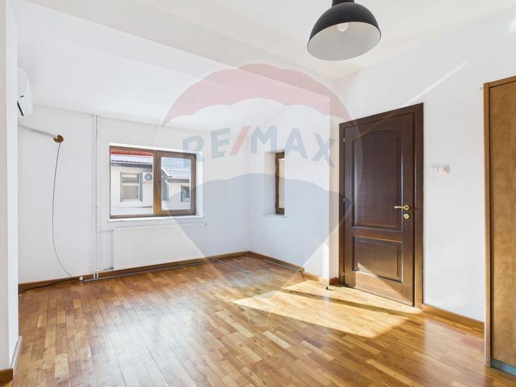 Vila de închiriat în zona IANCU NICOLAE - 9