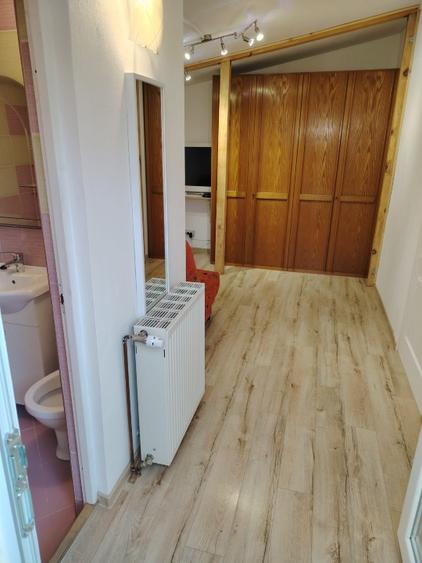 1camera Punctele Cardinale -Popa Șapcă ,fără comision - 4