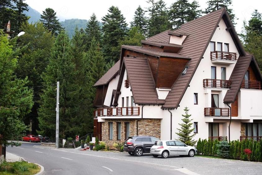 Cerere inchiriere imobil Sinaia - 1