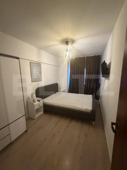 Apartament cu 2 camere semidecomandat în Ultimul leu
