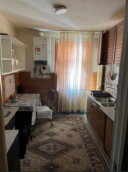 Inchiriez apartament cu 3 camere Ludus cartierul Arizona - 1