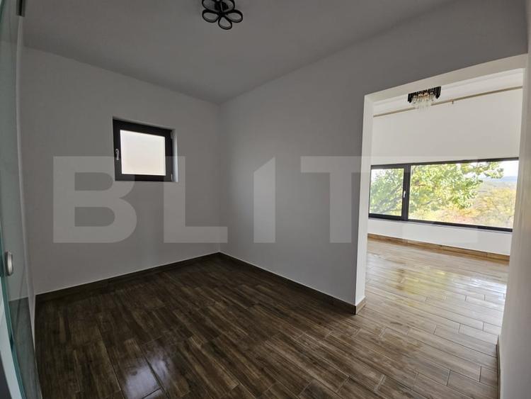 Vila superba, 4 camere, in zona Hlincea - 10