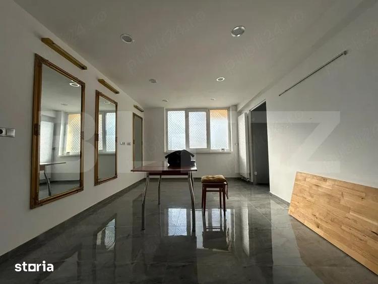Spațiu comercial, de 54 mp, în Central