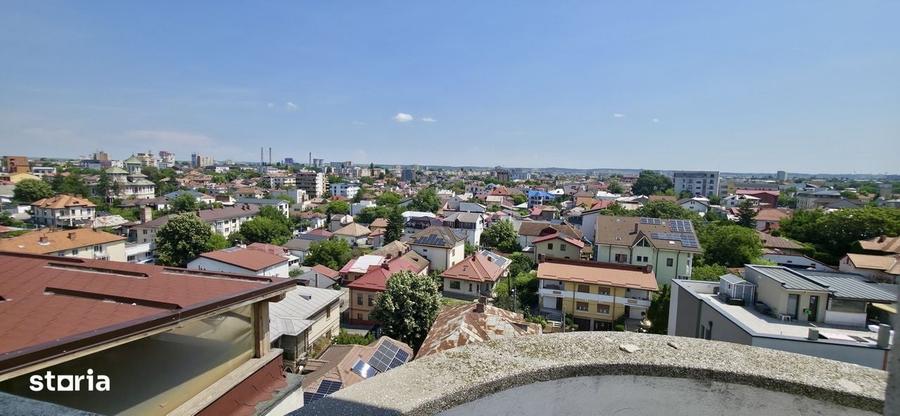 Apartament cu 4 camere decomandat în Ultracentral