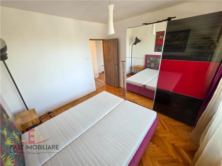 Apartament cu 3 camere decomandat în Aleea Carpați