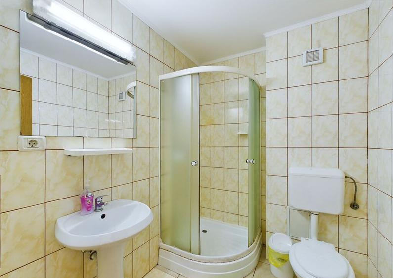 Pensiune in Arad (Vladimirescu) pe DN7 - 13