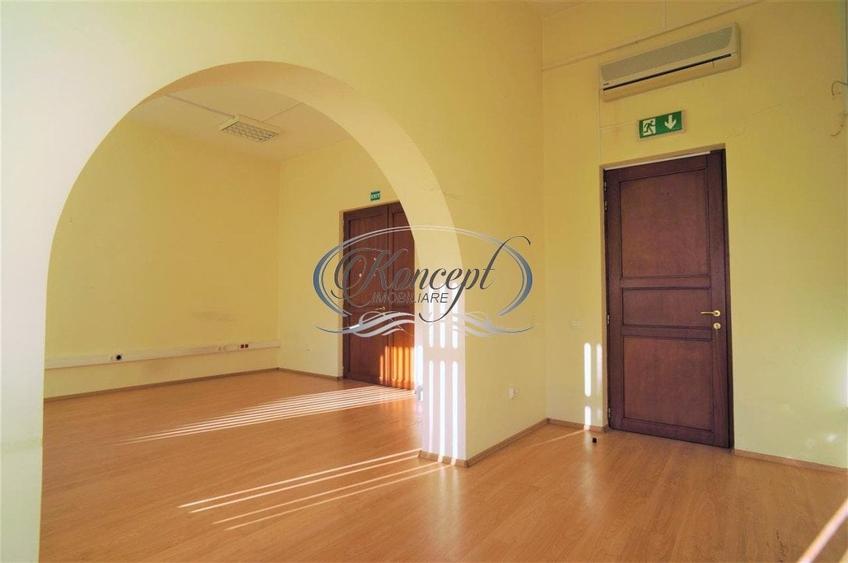 Vila interbelica in Piata Muzeului - 5