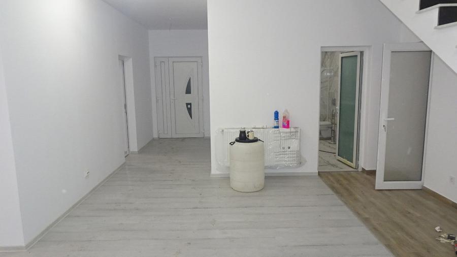 Casa noua semifisata in Deva, P+M, zona Zavoi, SC:245 mp, teren 719 mp - 7