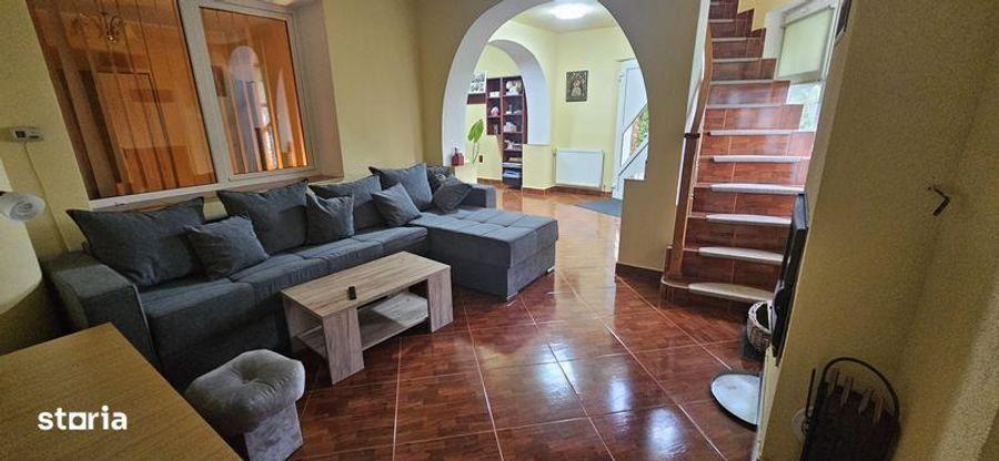 Casa de vanzare in CETATE zona foarte linistita - 4