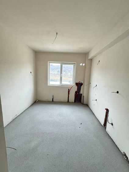 Apartament de 2 camere, 42 mp, semifinisat, zona Sesul de sus - 3