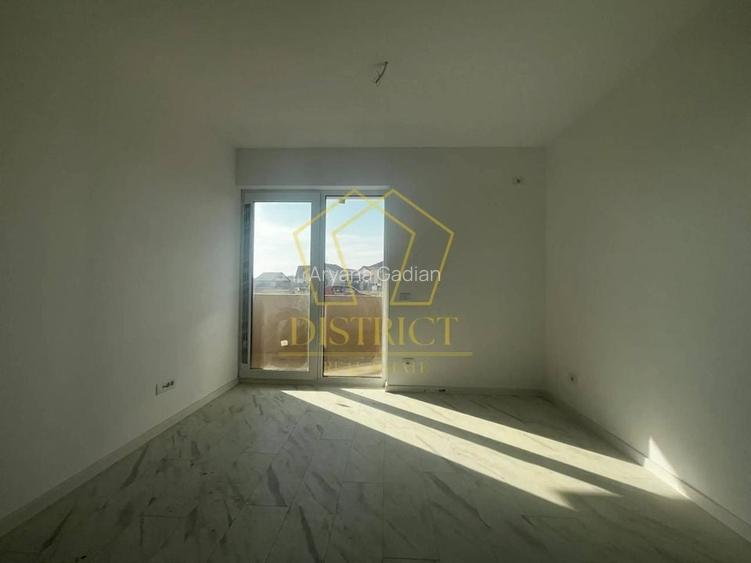 Apartament cu 2 camere decomandat în Giroc