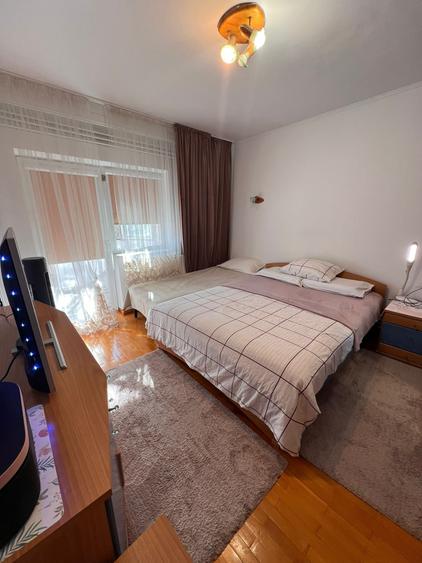 3 CAMERE - CAPITOL - 1