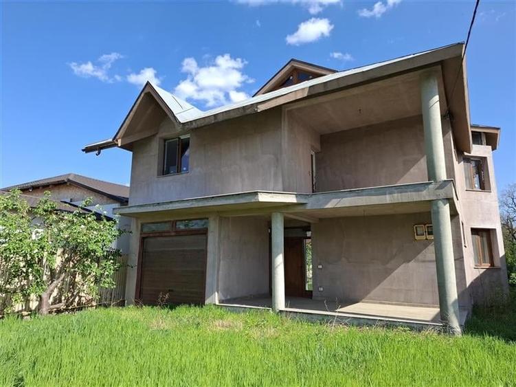 Vila Petresti P+ET, CT, 1012 mp teren - 1