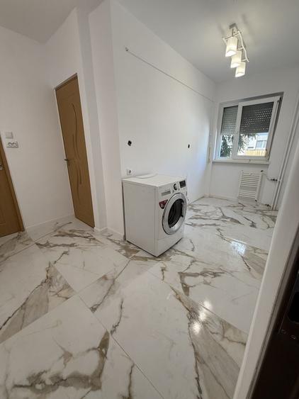 Vand Apartament 2 camere et 1 - 7