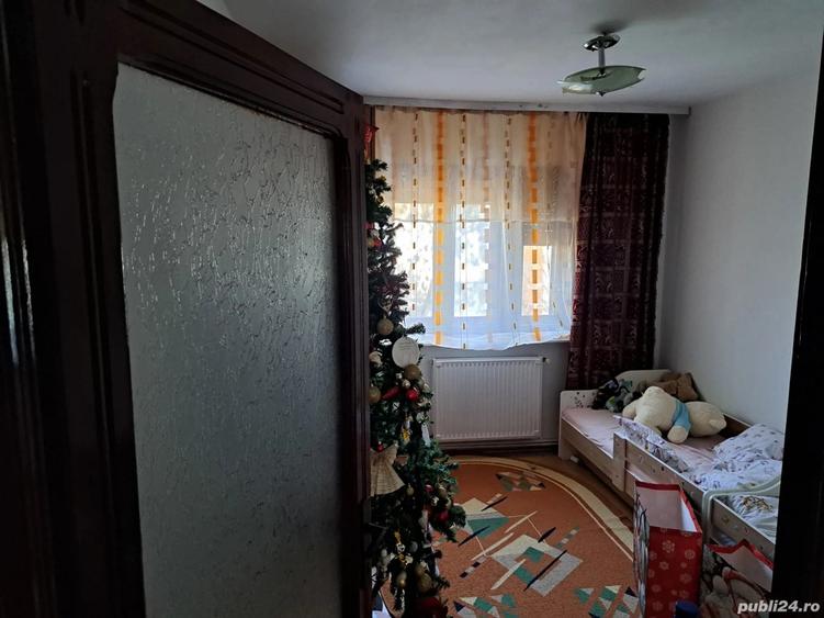 APARTAMENT 4 camere decomandat langa parcul NICOLAE ROMANESCU - 4