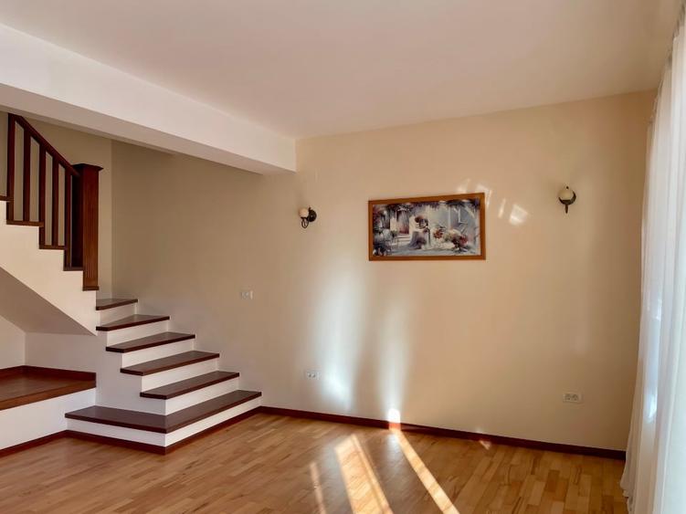 Casă în stil mediteranean, plină de lumină și farmec, cu grădină frumoasă - 8