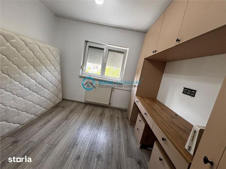 Royal Imobiliare - Vanzare Apartament 3 camere zona 9 Mai - 13
