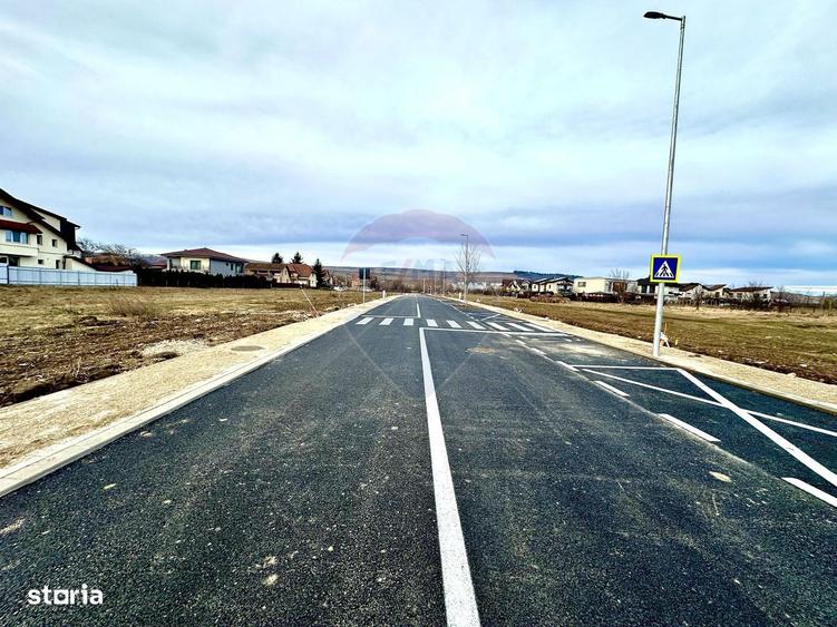 Teren construibil de vanzare in Someseni! Liu! 600 MP - 6