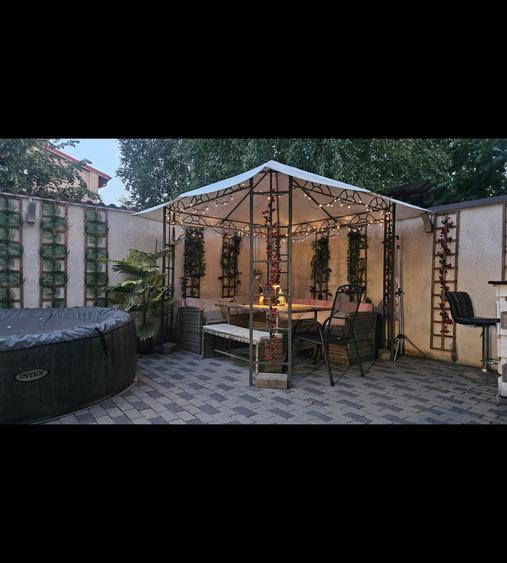 Casă tip insiruită cu 3 camere, colt. Comision 0 - 18