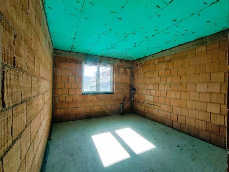 Casă / Vilă cu 5 camere de vânzare - 15