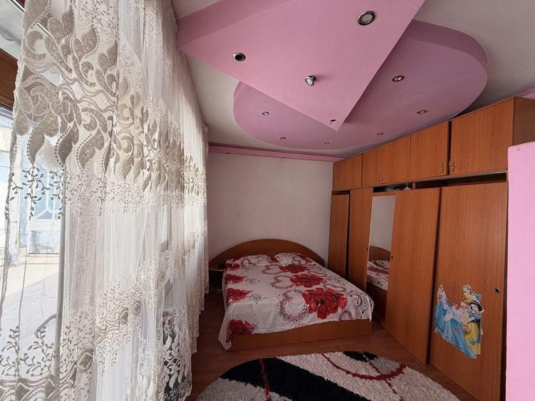 Vand casa strada craiovita Km 0 - 8