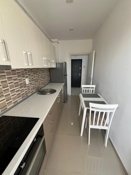 Garsoniera noua Militari, Avangarde Home - 1