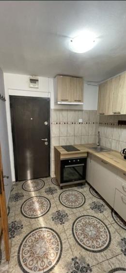 Garsoniera moderna - Tractorul - langa Coresi Mall - 9