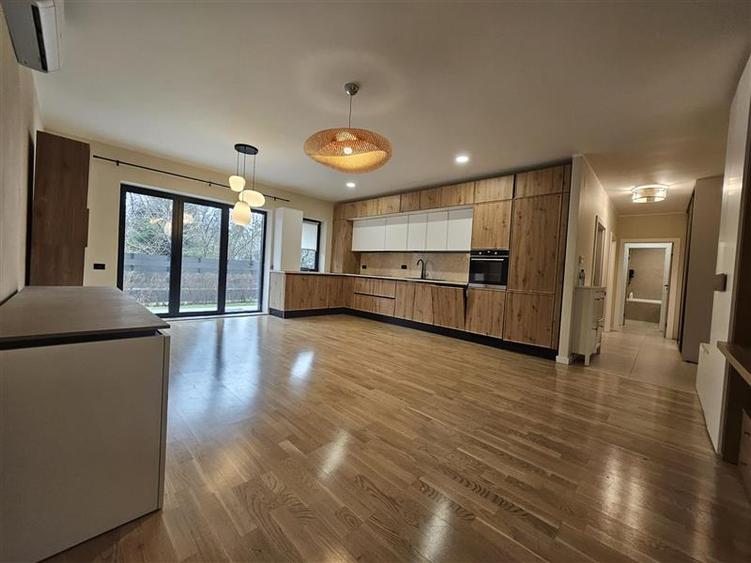 Oferta! Apartament 3 camere - Pipera Grand Park - parcare + curte 40 mp - 1