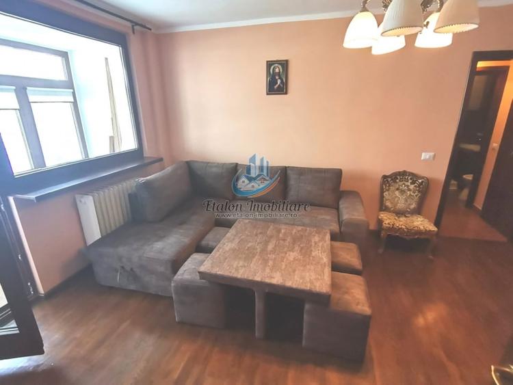 Apartament 3 camere, ultracentral, 2 balcoane, Piatra&nbsp;Neamt - 4