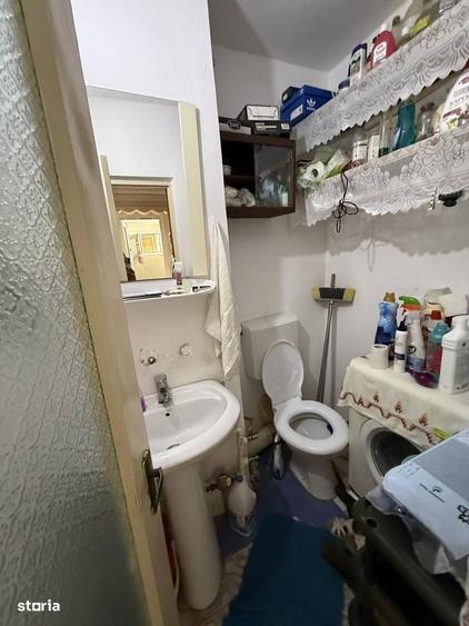 Apartament cu 3 camere decomandat în Calarași 4