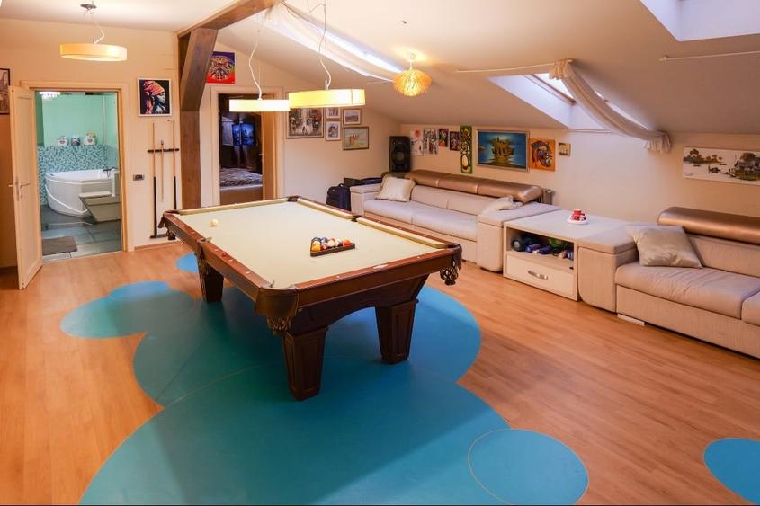 Penthouse pe două niveluri | 135 mp utili  . COMISION 0% - 10