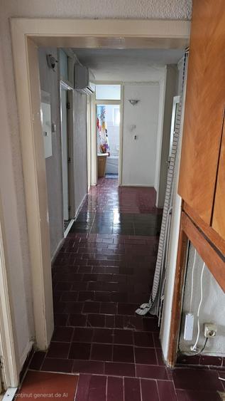De vanzare apartament 4 camere - 2