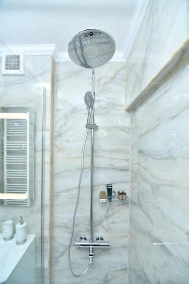 13 Septembrie,  Marriott, Palatul Parlamentului - 9