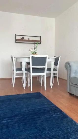 Inchiriez apartament cu 3 canere - 3