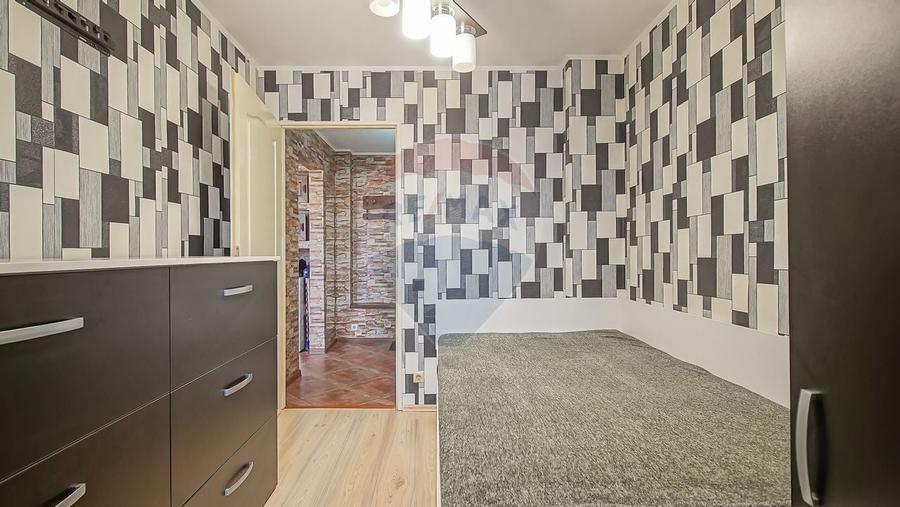 COMISION 0 | Ap 2 camere decomandat | Mobilat Utilat | Triaj - 16