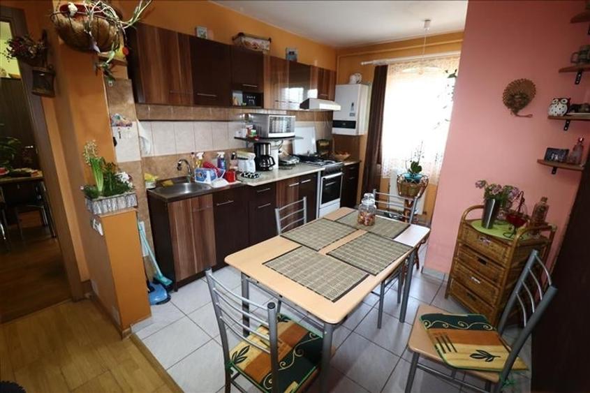 Apartament 3 camere | Mobilat | Intre Lacuri | zona Muresului - 1