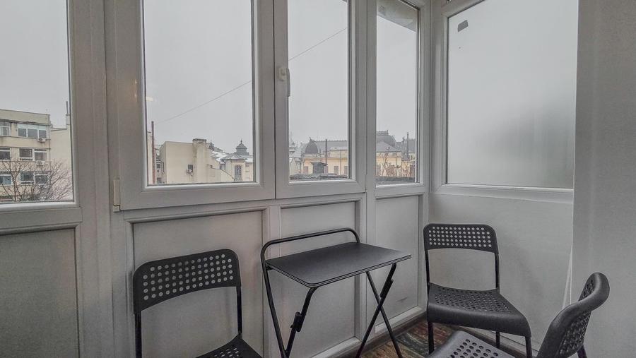 Garsonieră spațioasă de închiriat – Universitate | Str. Academiei - 5