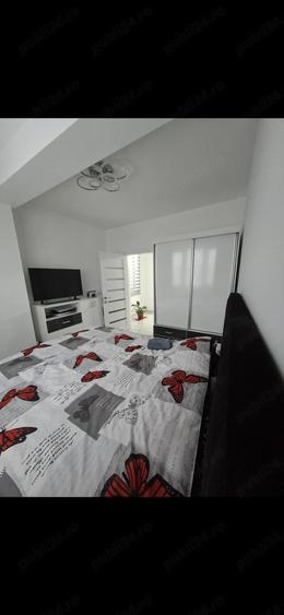 Vand apartament cu 3 camere situat la etajul 2 cu lift - 3