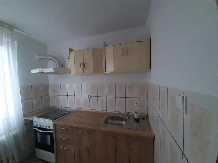 Inchiriez ap 2 camere cf.1 decomandat - 3