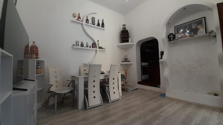 Apartament la casa cu 2 camere, suprafata utila 64 mp, zona centrala - 2