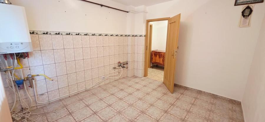 Miorita PTTR 2 camere decomandat spatios - 5