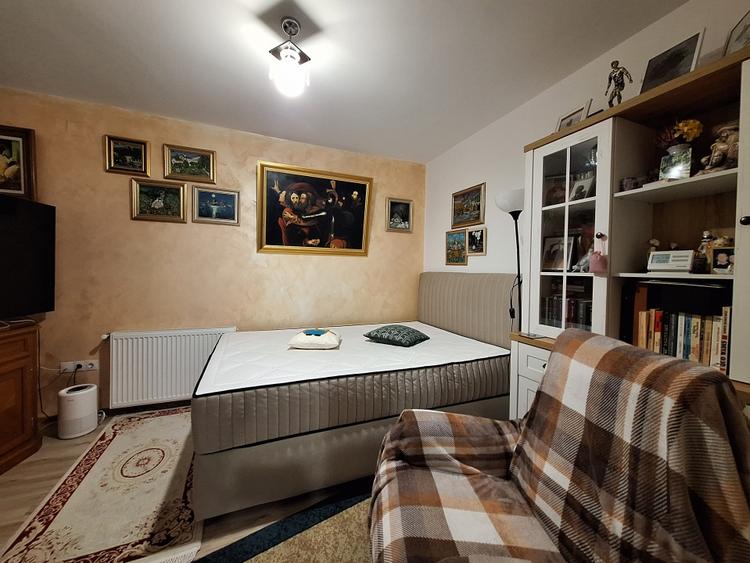 Apartament cu 3 camere, 67 mp, zona Florilor - 5