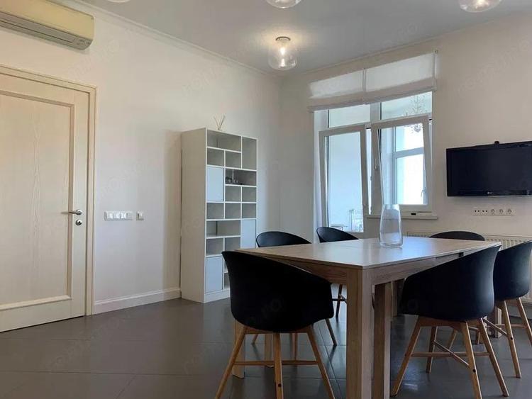 Apartament 3 camere de vanzare in zona Timpuri noi - 2