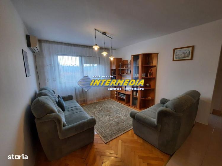 Apartament 3 camere de inchiriat in Alba Iulia zona Centru - 2
