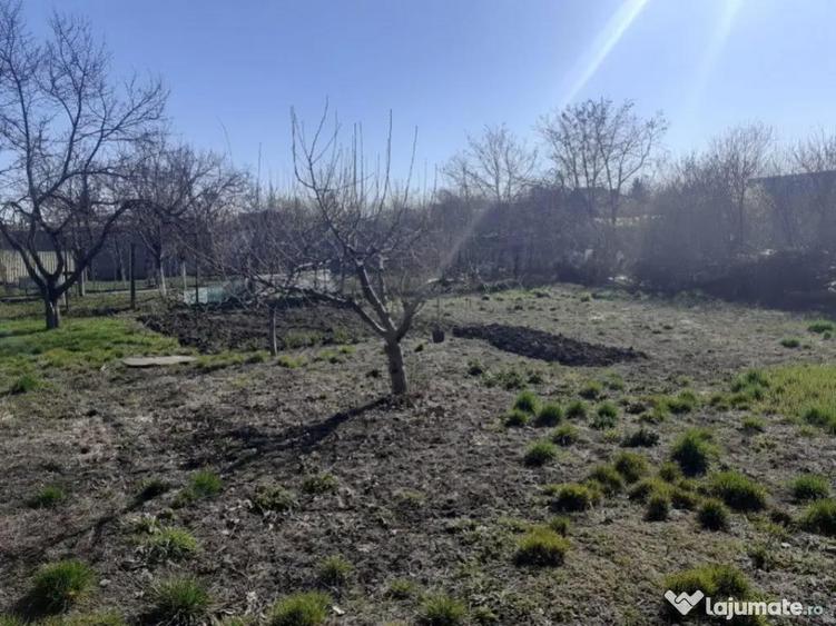 Teren cu suprafata de 1487 mp in Ronat! Negociabil. - 2