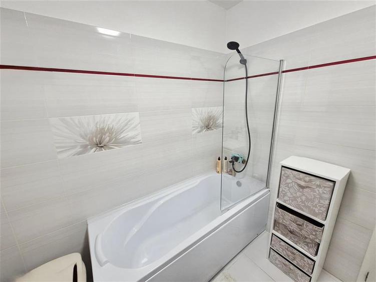 Casa in Bucium la pret de apartament - 14