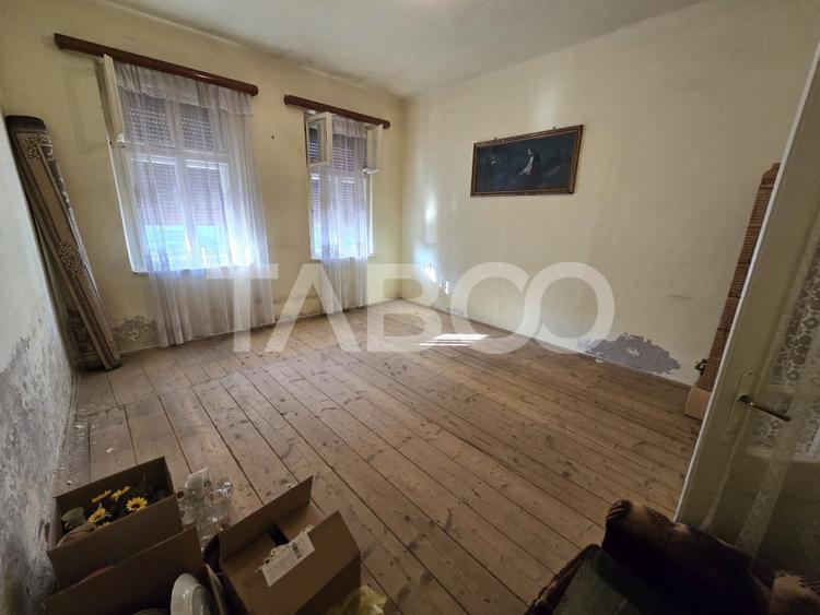 Casa tip duplex de vanzare la curte comuna pivnita in Piata Cluj Sibiu - 2