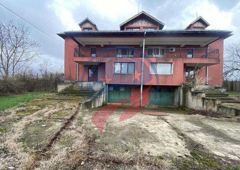 VILA CU 2500 MP TEREN LA 15 KM DE CRAIOVA CENTRU - 23