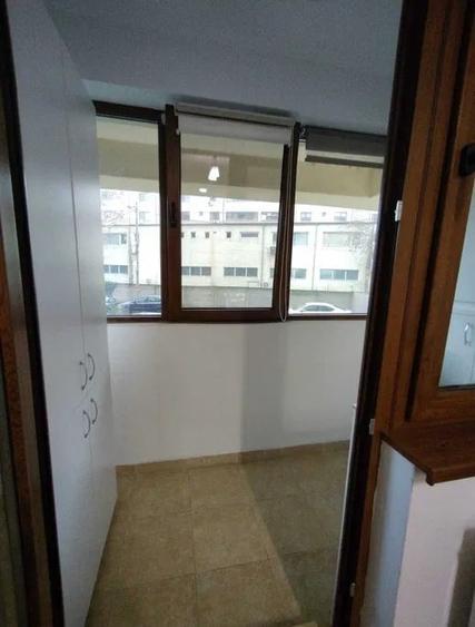 Mihai Bravu -Bloc 2015 -Loc parcare -3 min metrou - 3